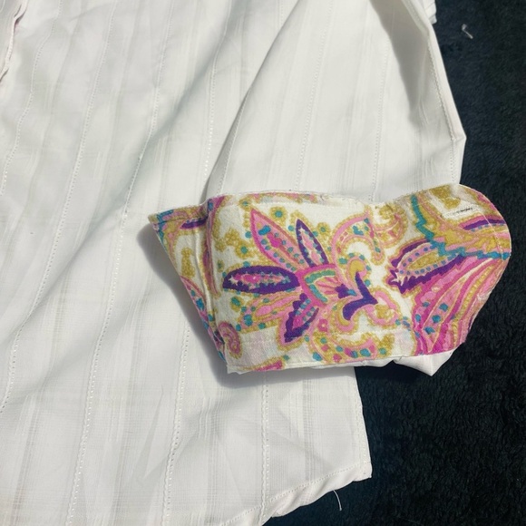 Cozy Pink and White Turtleneck Sweater - Picture 5 of 16